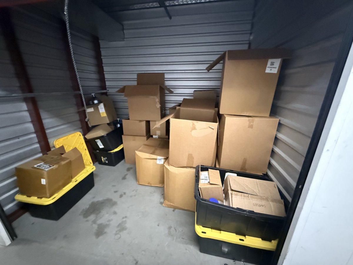 10 x 7 storage unit in Rancho Cucamonga, CA