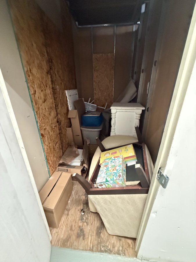 5 x 10 storage unit in Upland, CA