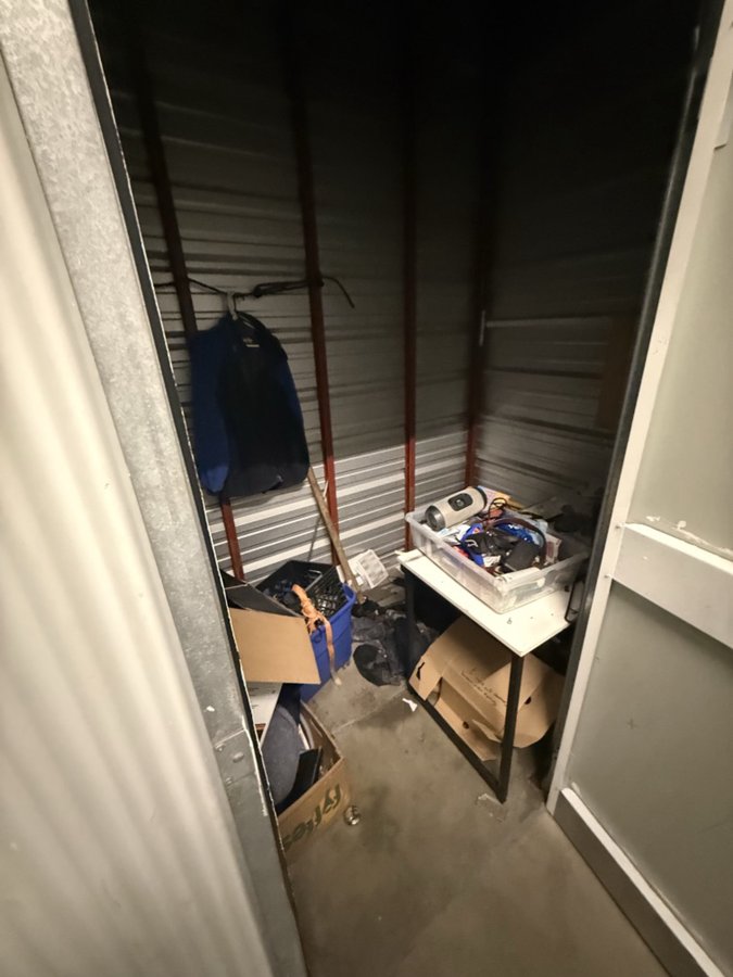 5 x 10 storage unit in Montclair, CA