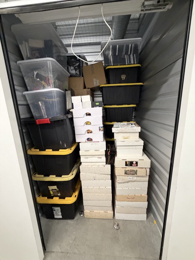 5 x 5 storage unit in Montclair, CA