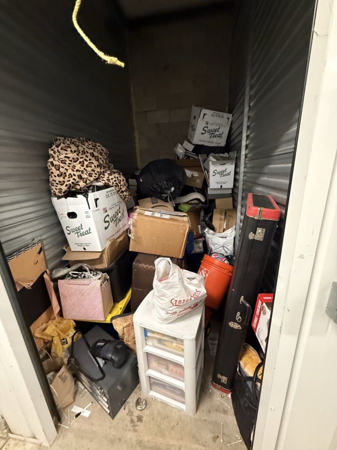 5 x 10 storage unit in Rancho Cucamonga, CA