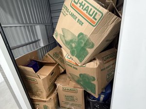 5 x 5 storage unit in Montclair, CA