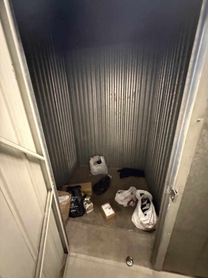 5 x 5 storage unit in Montclair, CA