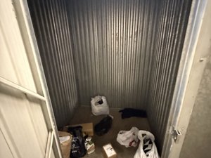 5 x 5 storage unit in Montclair, CA