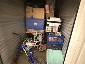 5 x 10 storage unit in Rancho Cucamonga, CA