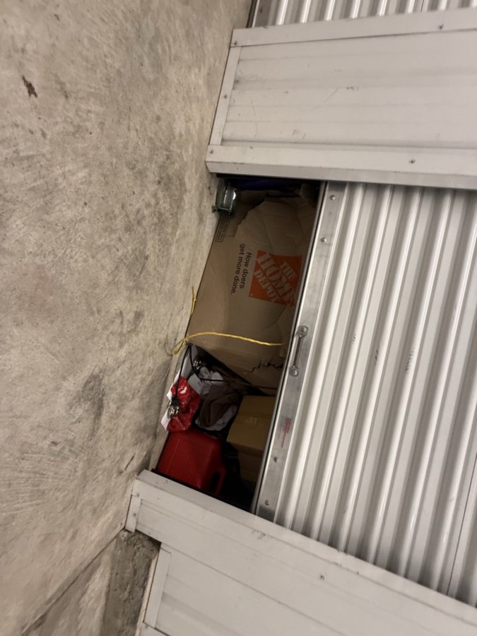 5 x 10 storage unit in Rancho Cucamonga, CA