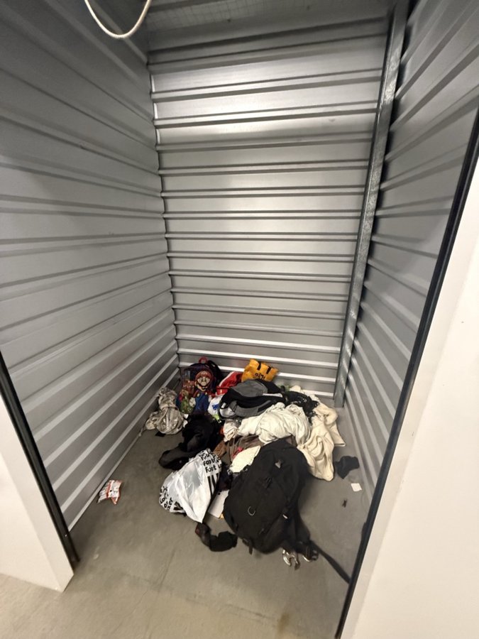 5 x 5 storage unit in Montclair, CA