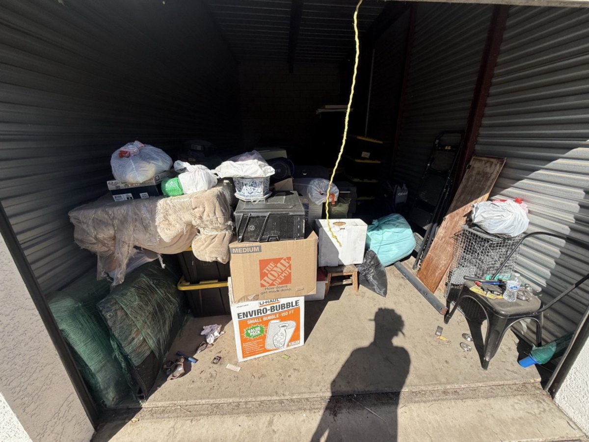 10 x 25 storage unit in Rancho Cucamonga, CA