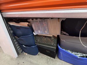 10 x 18 storage unit in Rancho Cucamonga, CA