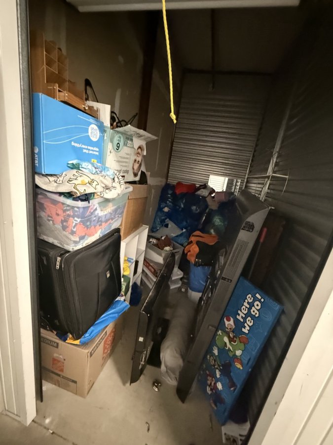 5 x 10 storage unit in Rancho Cucamonga, CA