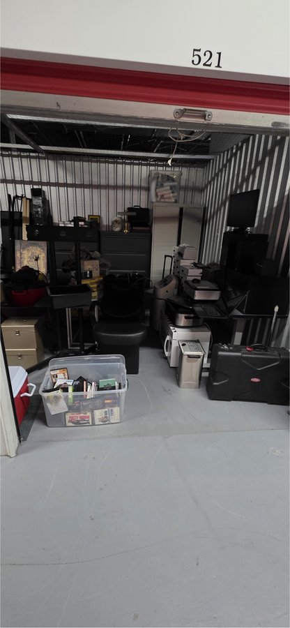 10 x 15 storage unit in Atlanta, GA