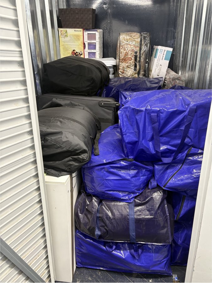 5 x 7 storage unit in Newark, NJ