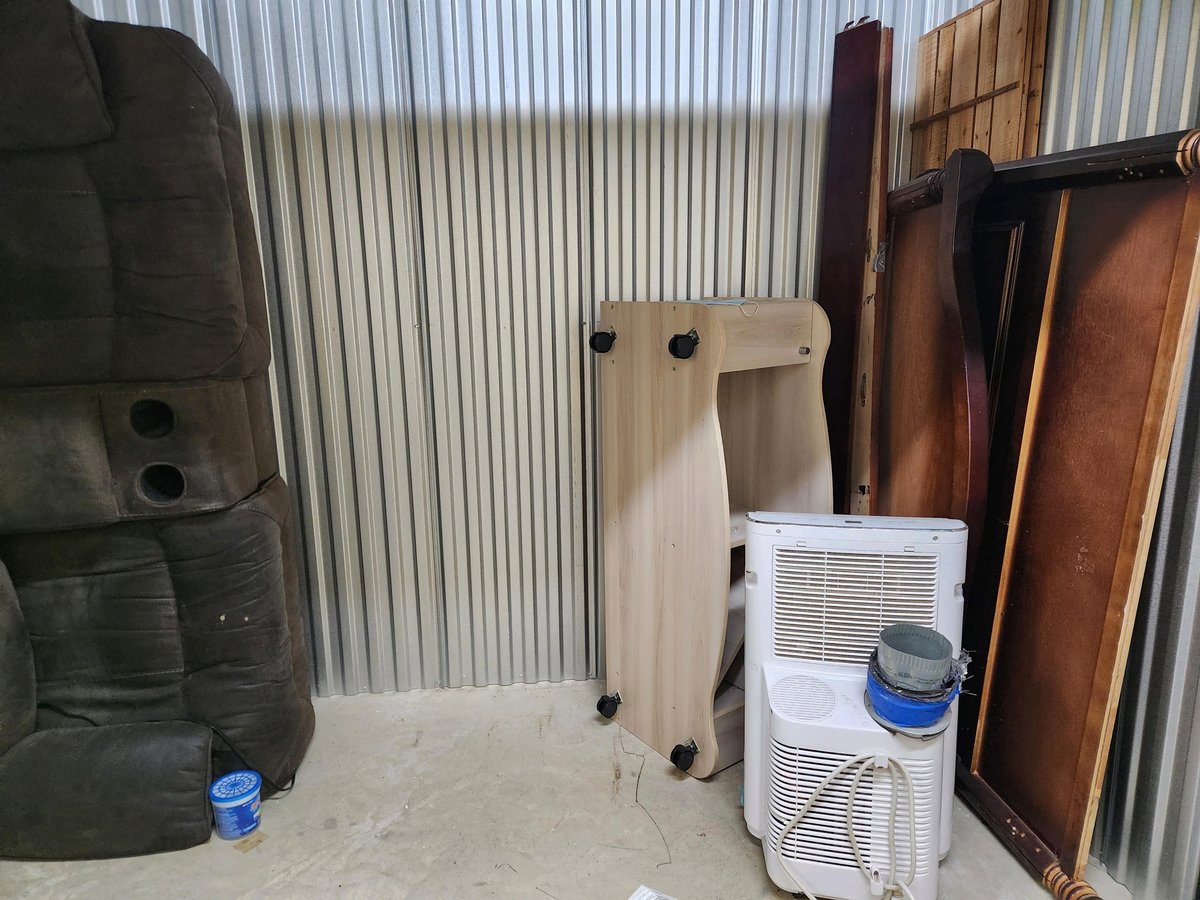 10 x 5 storage unit in Brooklyn, NY