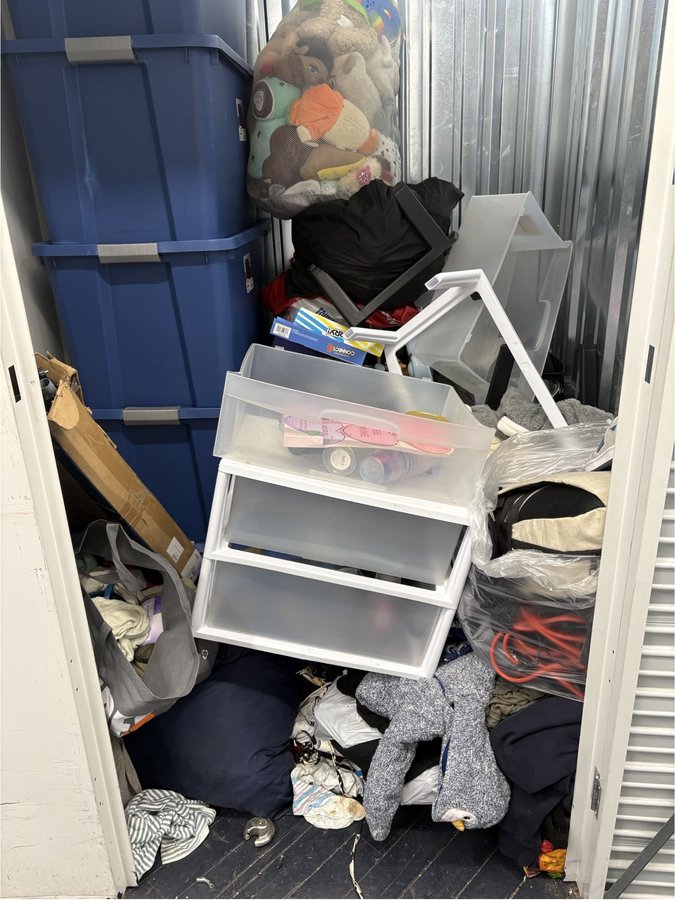 5 x 5 storage unit in Newark, NJ