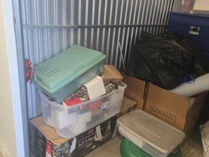 7 x 10 storage unit in Baltimore, MD