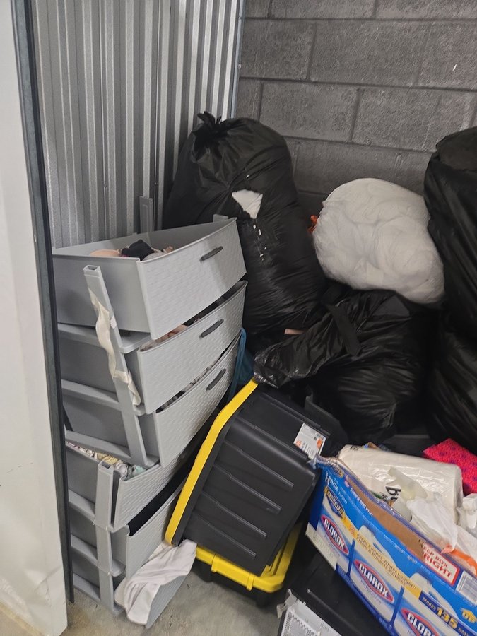 10 x 5 storage unit in Baltimore, MD