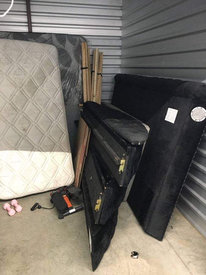 10 x 10 storage unit in Fairburn, GA