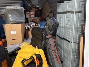 10 x 14 storage unit in San Mateo, CA