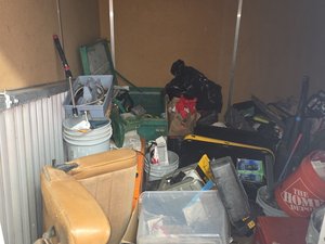 10 x 10 storage unit in Burlingame, CA