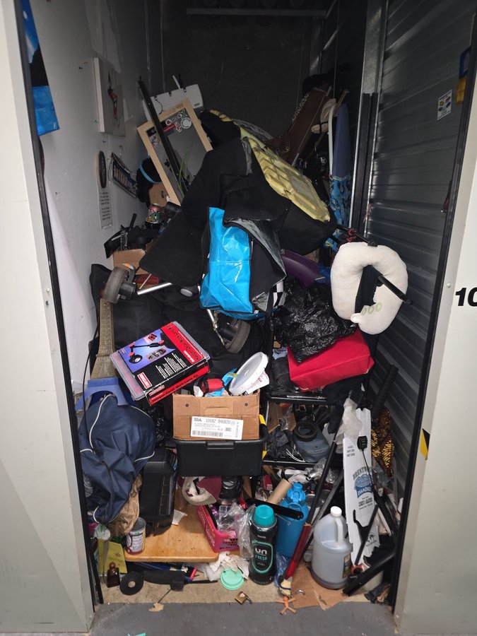 5 x 10 storage unit in Daly City, CA