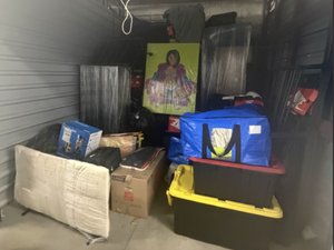 10 x 10 storage unit in Atlanta, GA