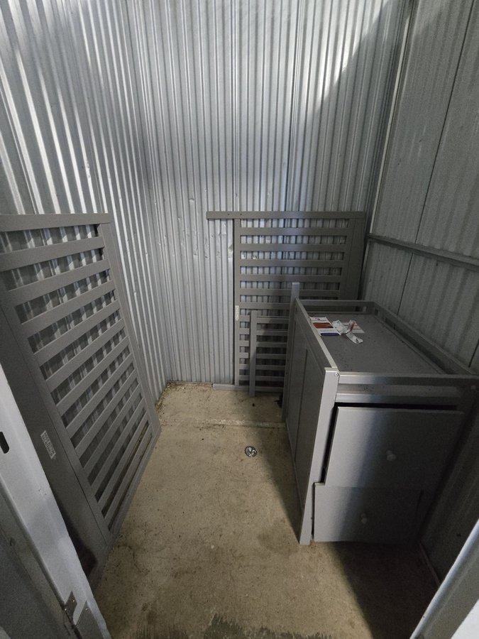 5 x 5 storage unit in Takoma Park, MD