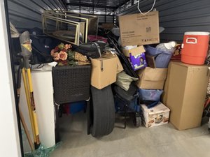 10 x 20 storage unit in Atlanta, GA