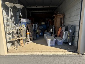 10 x 20 storage unit in Victorville, CA