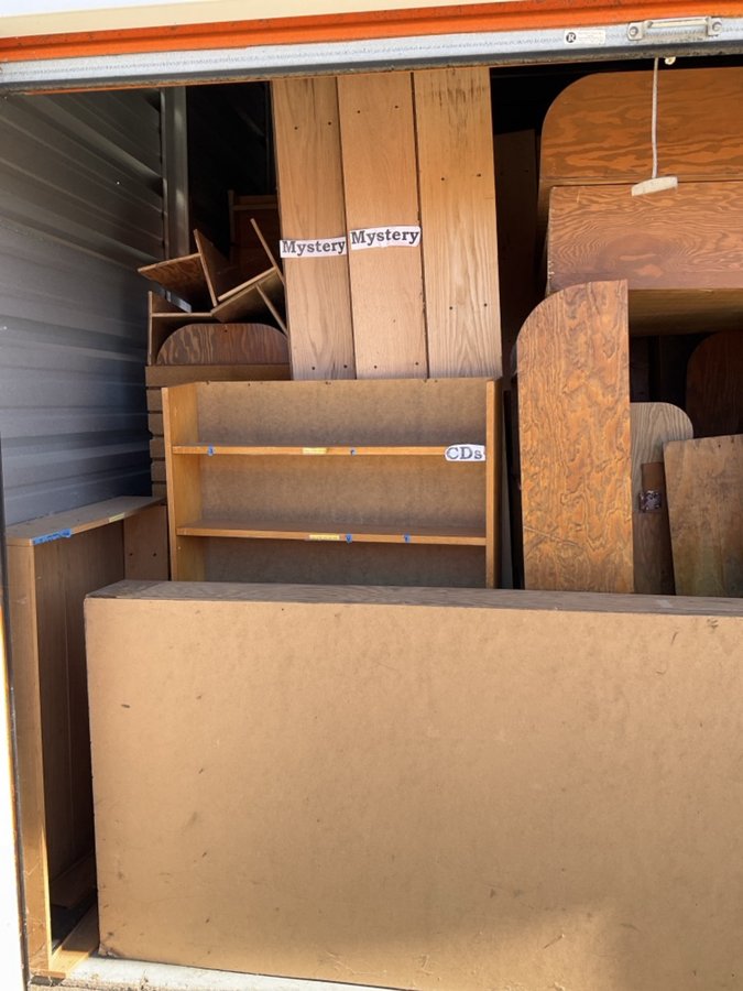10 x 30 storage unit in Indianapolis, IN