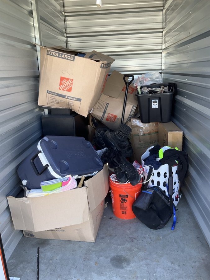 5 x 10 storage unit in Indianapolis, IN