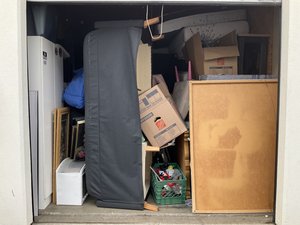 10 x 15 storage unit in Pacoima, CA