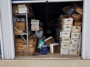 10 x 20 storage unit in Victorville, CA