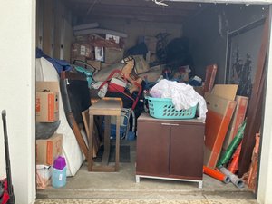 10 x 15 storage unit in Pacoima, CA
