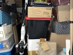 10 x 30 storage unit in Vista, CA