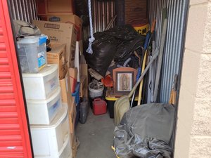 5 x 10 storage unit in Bakersfield, CA