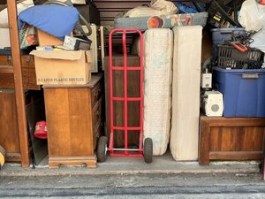 10 x 10 storage unit in Lodi, CA