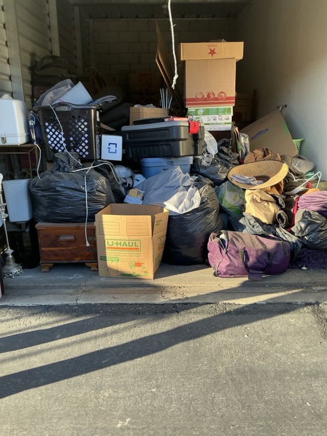 10 x 20 storage unit in Lodi, CA