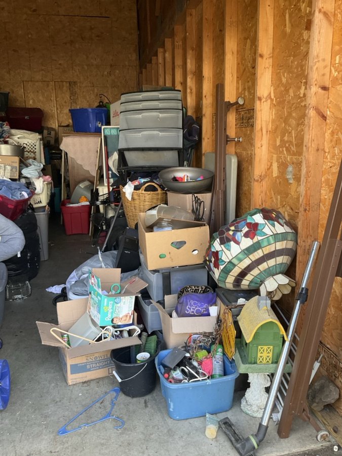 10 x 25 storage unit in Indianapolis, IN