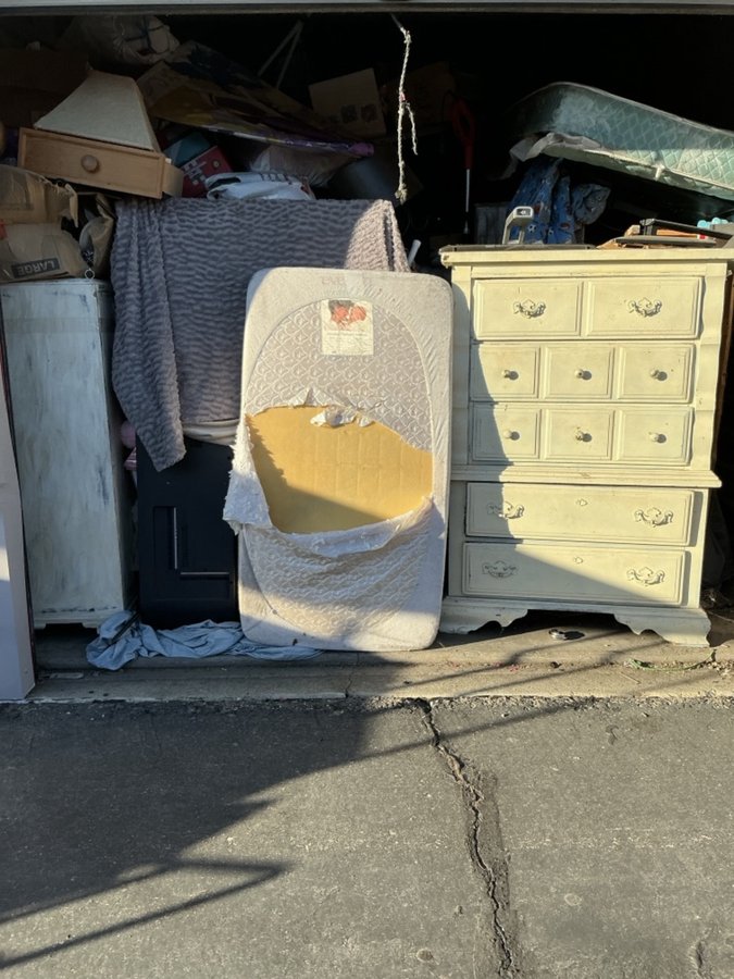 10 x 20 storage unit in Lodi, CA
