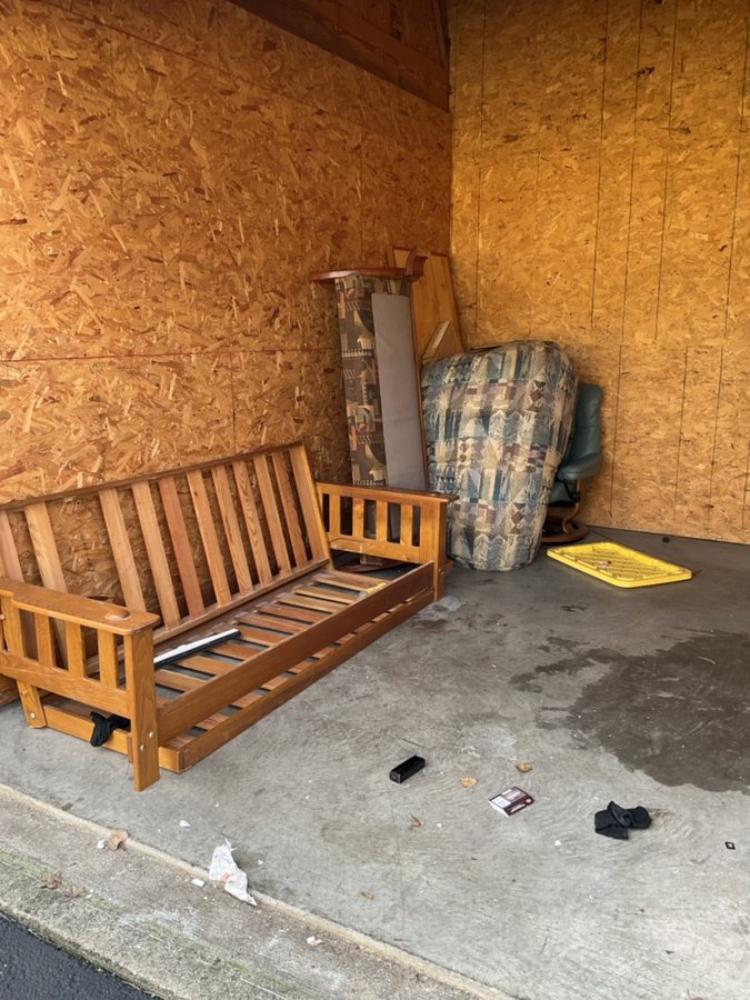 10 x 15 storage unit in Indianapolis, IN