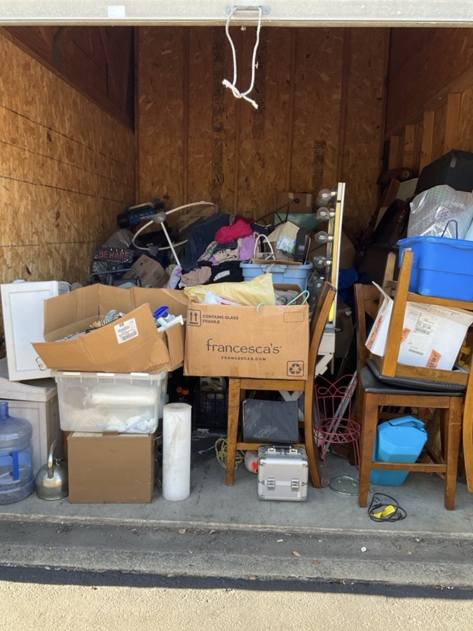 10 x 15 storage unit in Indianapolis, IN
