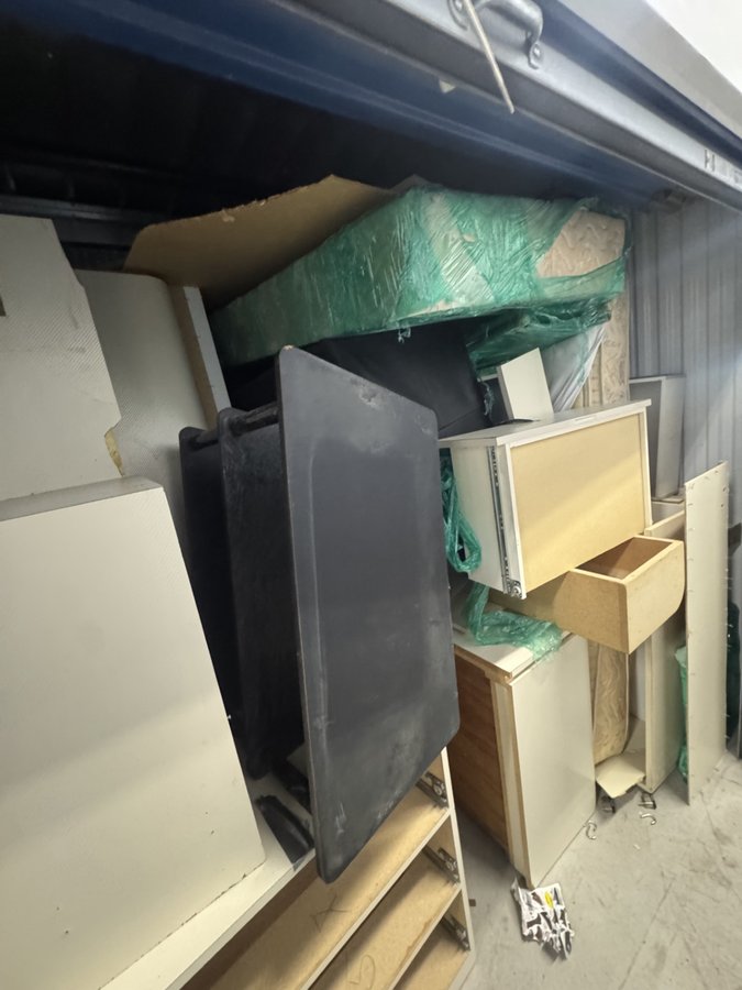 10 x 10 storage unit in Mt Vernon, NY