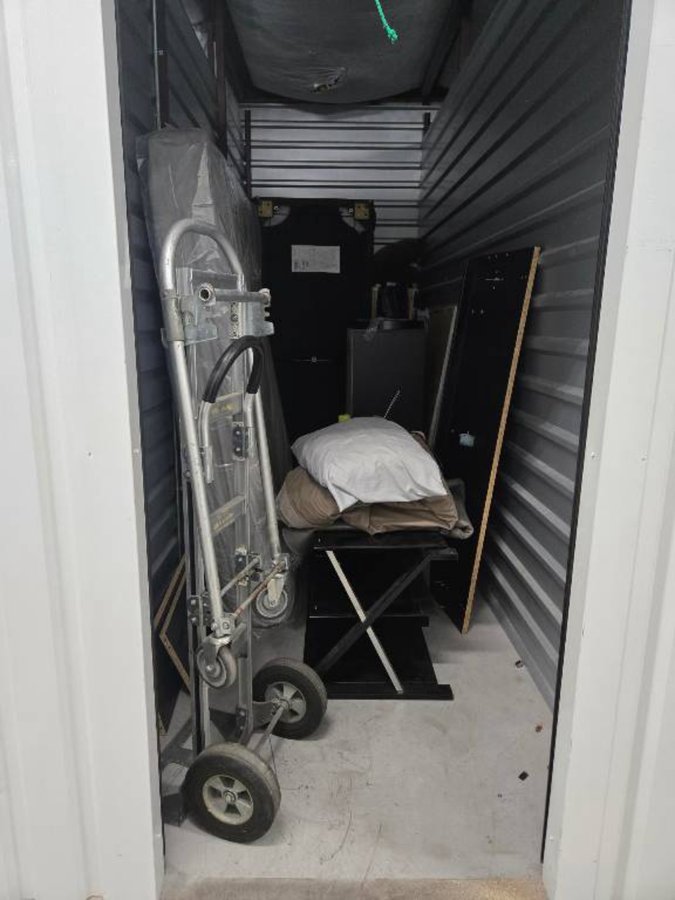 5 x 15 storage unit in Houston, TX