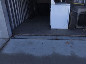 10 x 20 storage unit in Victorville, CA