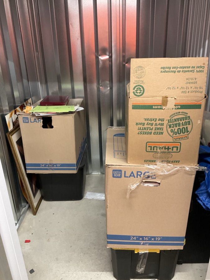 5 x 5 storage unit in Indianapolis, IN