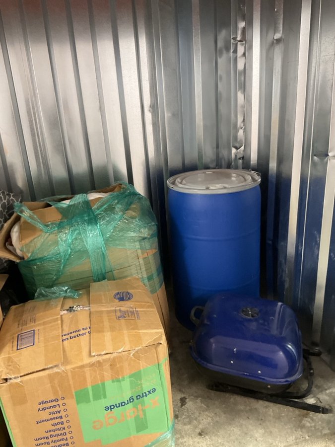 10 x 5 storage unit in Indianapolis, IN