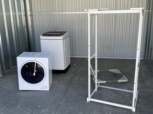 10 x 10 storage unit in Indianapolis, IN