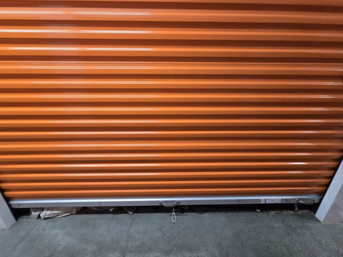 5 x 10 storage unit in Hyattsville, MD