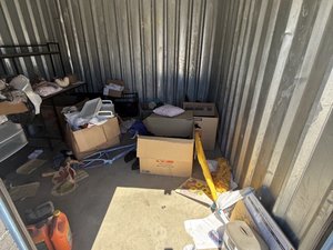 10 x 12 storage unit in Victorville, CA
