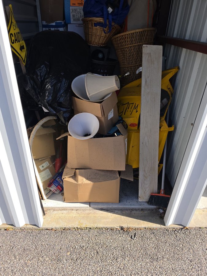 5 x 10 storage unit in New London, CT